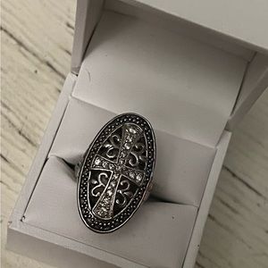 EFFY diamond and black cross ring; size 8, perfect condition